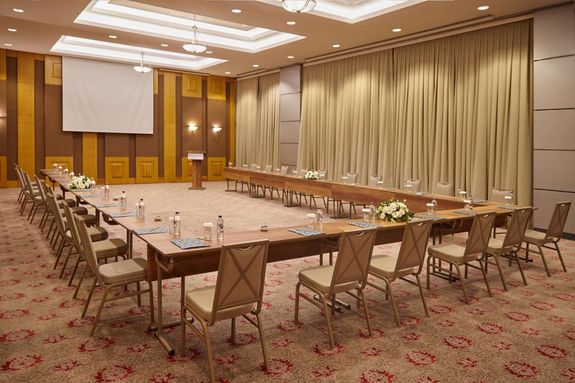 Wyndham Grand özdilek Otel