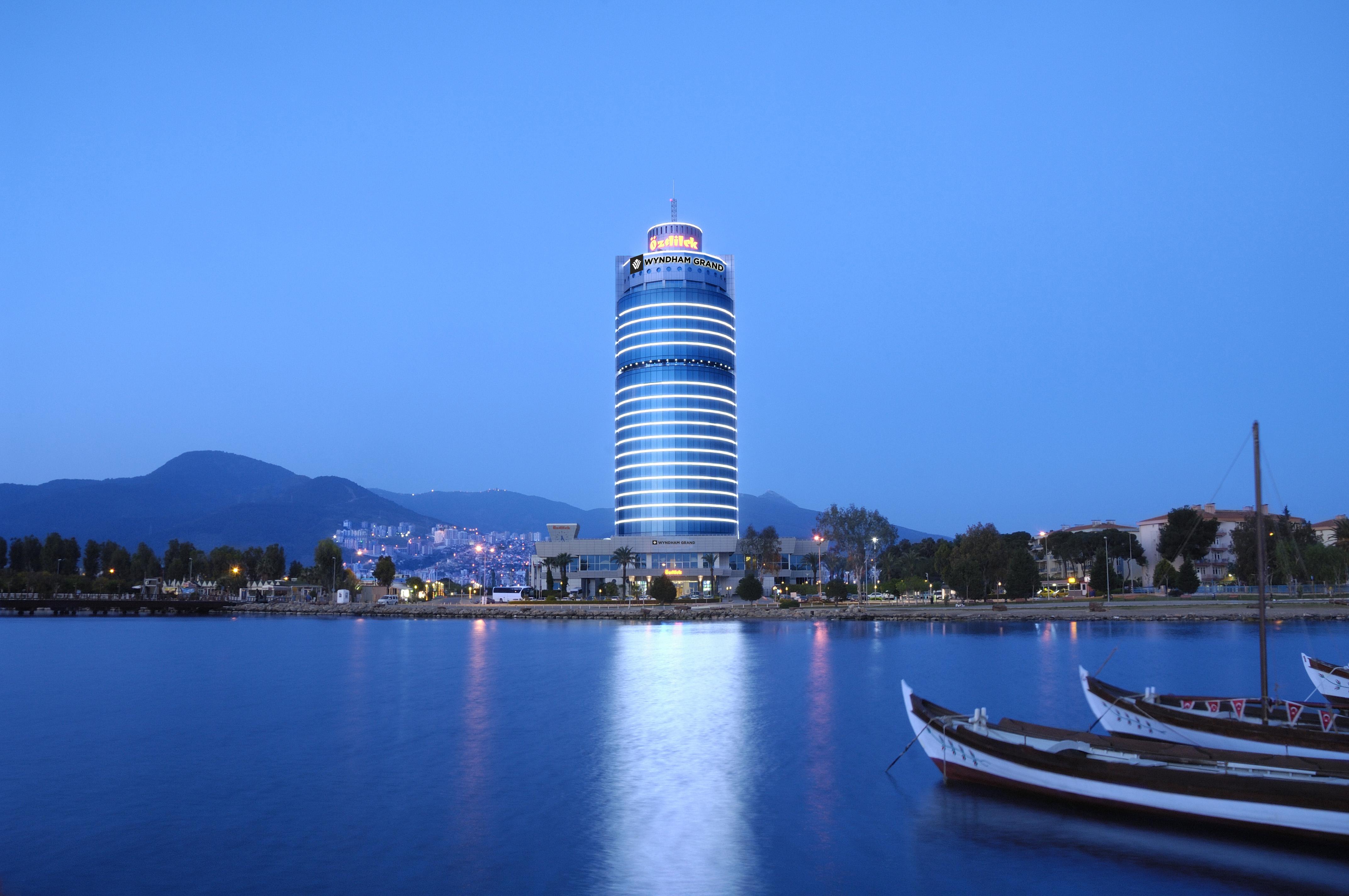 Wyndham Grand Ozdilek Thermal & İzmir