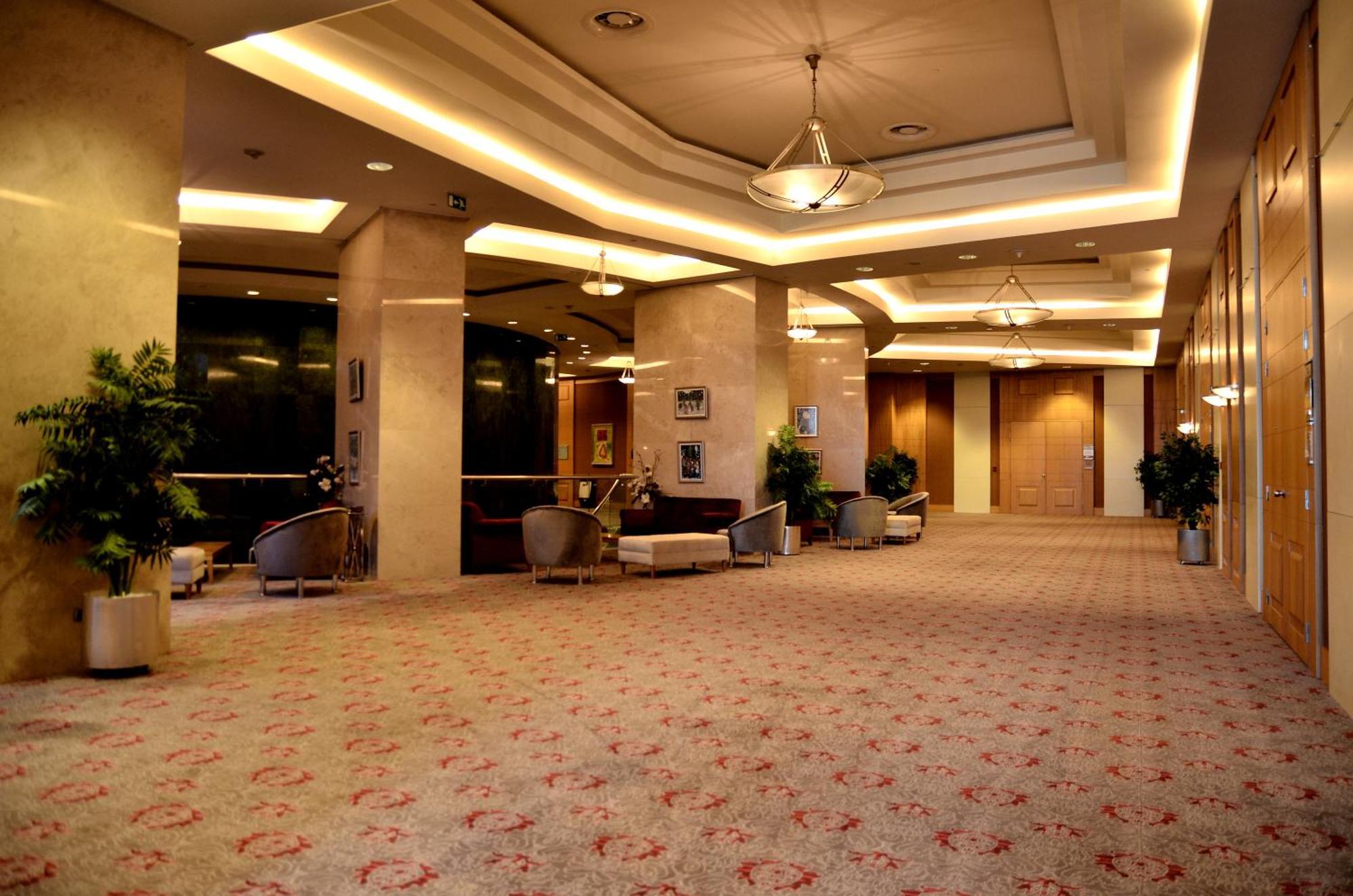 Hotel Wyndham Grand Ozdilek Thermal & İzmir